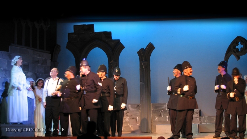 Pirates 2009 Act 2-04.jpg - "Go and do your best endeavour..."